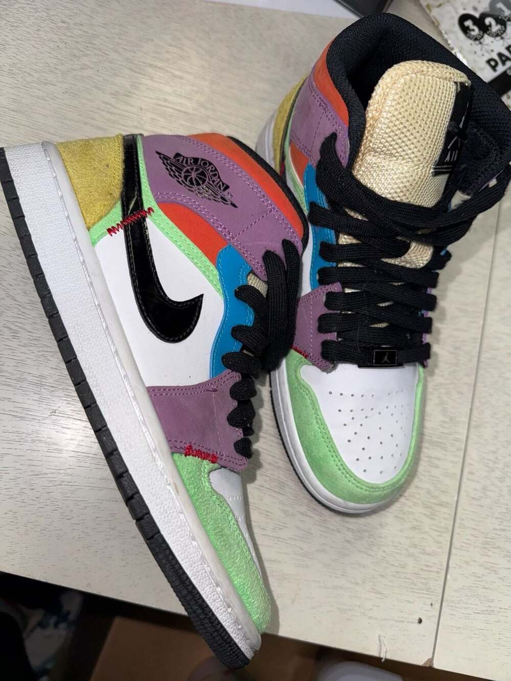 Jordan Air Jordan 1 Mid SE Lightbulb Multicolor Sneakers
